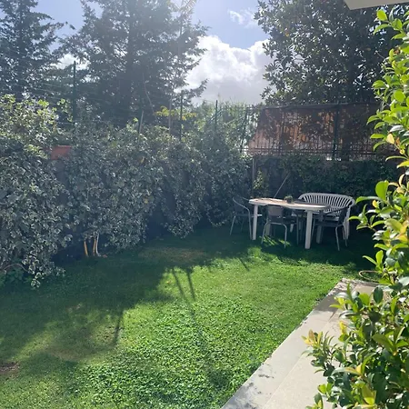 Villa In Affitto *
