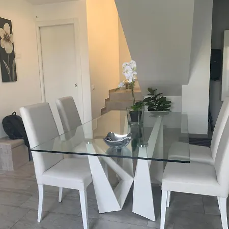 In Affitto Vila Ragalna